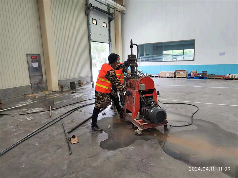 翁源厂房地面下沉塌陷注浆加固施工